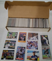 Baseball Cards 1993 Collectors Choice 1994 Some Other Sports Cards Mixed In - 2