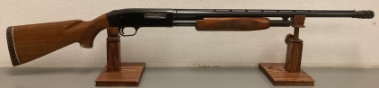 Western Field C-Lect-Choke 20GA Pump Action Shotgun— M550CR