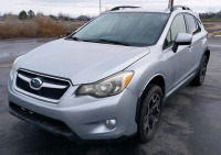 2013 SUBARU CROSSTREK - AWD - LEATHER INTERIOR!