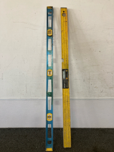 (2) 4 Foot Levels. Smart Tool Level Untested