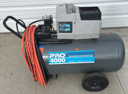 Pro- 4000 Rolling Air Compressor 3.5hp 30gal