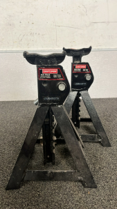 (2) Craftsman Black Jack Stands