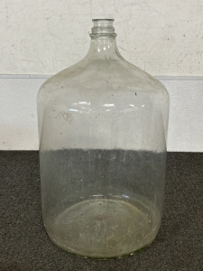 Vintage 6-1/2 Gallon Glass Carboy/ Jug