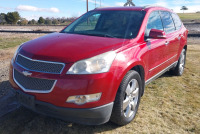 2012 CHEVROLET TRAVERSE - AWD!