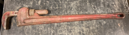 36” Pipe Wrench