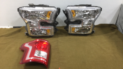 Right & Left Headlight Box Assy & Left Tail Light Box Assy For A 2016 Ford F-150