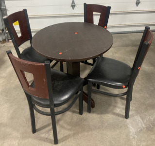 A. C. Furniture CO. INC. Table With 4 Chairs