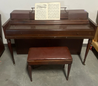 Real Leather Fully Functional Paino, w/ Song Books & Leathet Bench