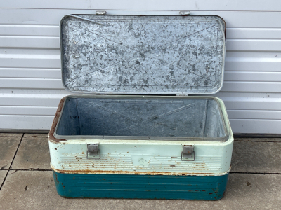 Vintage Two Toned Cooler