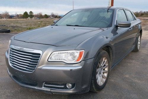 2012 CHRYSLER 300 - BLUETOOTH!