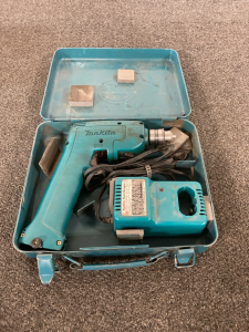 Makita Cordless Drill With Battery, Charger, And Case- Old School Drill Untested