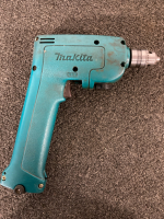 Makita Cordless Drill With Battery, Charger, And Case- Old School Drill Untested - 2