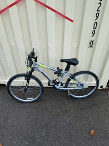 24" Granite Peak Road Master