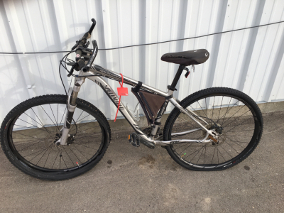 24" RoadHopper Comp 29 Specialized Bicycle (Silver)