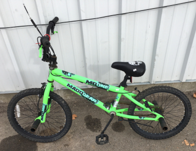 17'" Madd Gear Bicycle (Green)