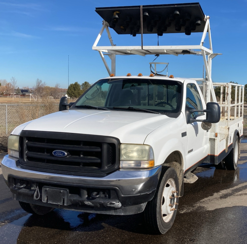 2003 FORD F-550 - DIESEL!
