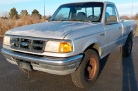 1993 FORD RANGER XLT - TOOL BOX!