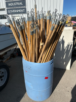 55 Gallon Plastic Drum With Metal Loop-Head Pole Tools (5’ Pole+3” Metal Loop)