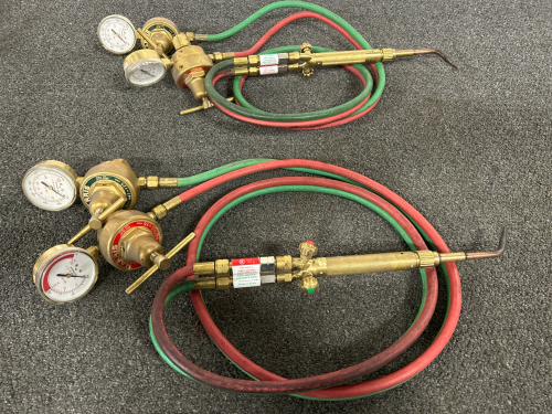 (2) Victor Welding Torches With Harris Gas Regulators