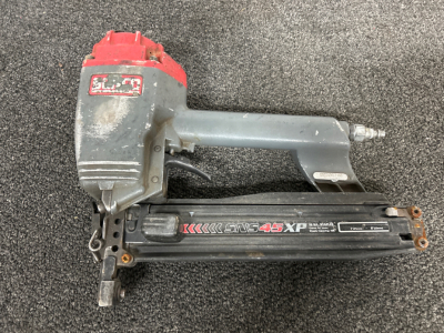 Senco SNS 45 XP 16 Ga. Stapler Gun