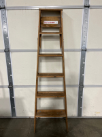 Werner 6' Wood Ladder - 4