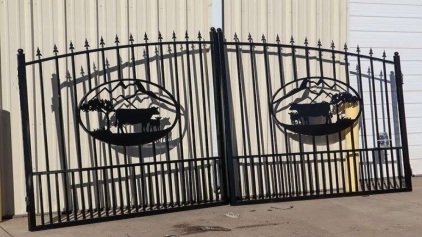 14' IDAHO RANCH & FARM GATES - WROUGHT IRON CUSTOM DRIVEWAY GATES