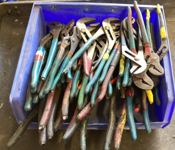 Tongue And Groove Pliers