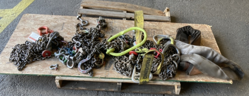 Assorted Chains, Shackles and Safety Clips