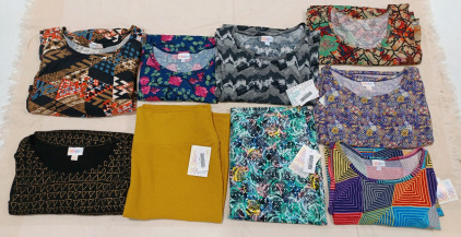 (9) LuLa Roe Clothes XXL & 3XL (3) 3XL Dresse (1) 3XL Blouse (3) XXL Blouses (2) XXL Skirts