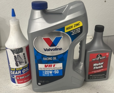 (1) Valvoline (5qt) SAE 20W-50 Racing Oil And More!