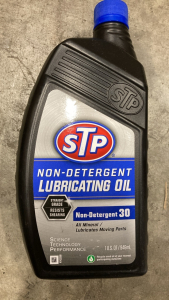 (7) 1qt STP Non-Detergent 30 Lubricating Oil