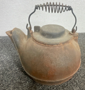 WagnerWare Cast Iron Kettle, Made In USA