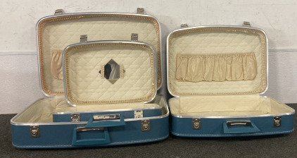 Blue Nesting Suitcases (3)