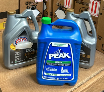 (2) Gallon 5W-40 Diesel Motor Oil, (1) Peak Green 50/50 Diluted Green Antifreeze