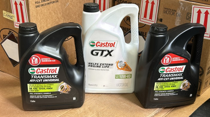 (1) Gallon Castrol 10W-40 Motor Oil, (2) 1 Gallon ATF/CVT Universal Transmax