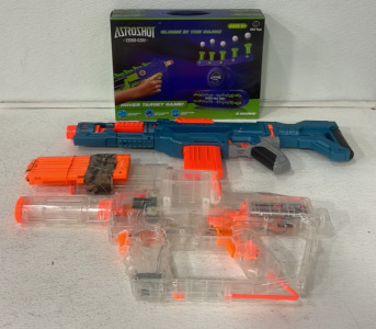 (1) Nerf Evader Blaster (1) Elite Nerf Blaster (1) Astro Shot Game