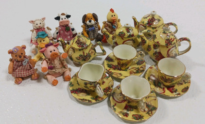 (7) Vintage Rare Russ Berrie Ceramic Animals (4) Mini Teapots (4) Mini Teacups