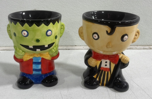 (2) Halloween Candy Dishes (1) Frankestein (1) Dracula