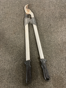 Heavy Duty Hedge Trimmers
