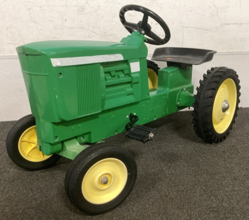 Ertl Kids Pedel Tractor