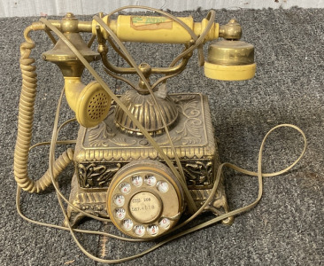 Vintage Landline Rotary Dial Phone