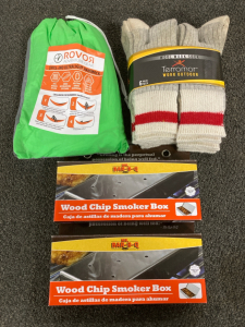 Rovot Adventure Hear Single Person Hammock W/ Hanging Ropes, (2) Wood Chip Smoker Boxes, Terramar Work Wool Socks