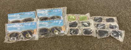(4) Hang Ten Tween Sunglasses, (6) Fashionware Sunglasses