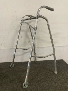 Adjustable Height Walker, Front Wheels, Handle In Great Condition