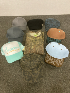 Womans Mossy Oaks Pursuits Shirt Size Large, 8 Assorted Hats Just In Time For Spring