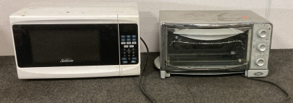 Oster Toaster Oven (Works!) and Sunbeam Microwave (Works!)