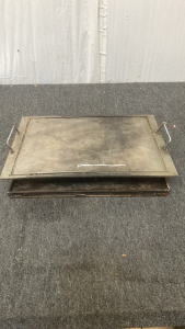 Fire pit skillet, with top.