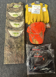 (4) XL Missy Oak Pursuits Camo T Shirts, (3) Majestic Lined Size M Gloves, (2) Orange Camo Realtree APC Baseball Caps, (2) Hotmocs Black Fleece Beanie