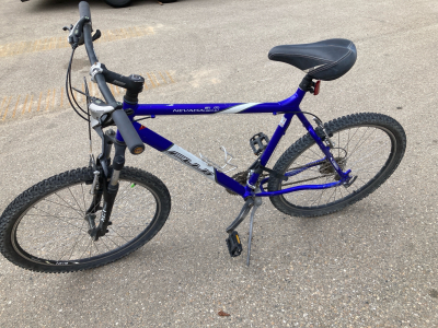Blue Mountainbike
