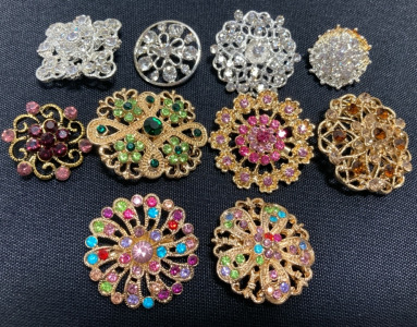 (10) Vintage Style Multicolor Brooches